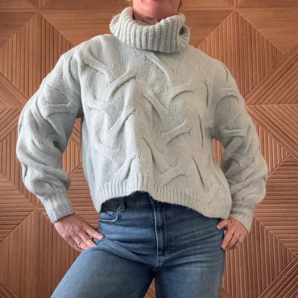 Madewell Cozy Cable Knit Turtleneck Cropped  Sweater